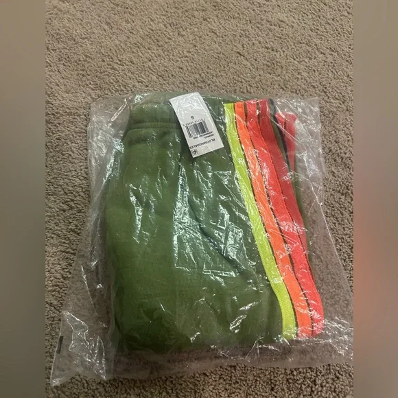 NWT AVIATOR NATION
WOMEN'S 5 STRIPE SWEATPANTS JUNGLE GREEN/NEON RAINBOW - Picture 2 of 8